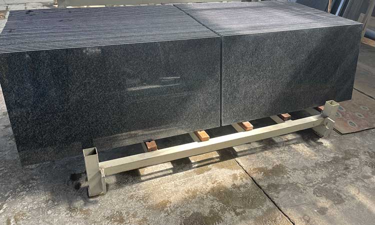 گرانیت مشکلی نطنز تایل